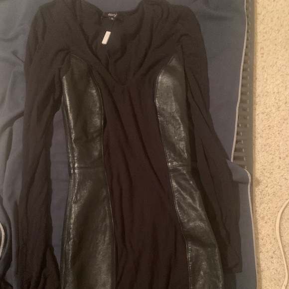 Sky dress leather - Picture 2 of 2